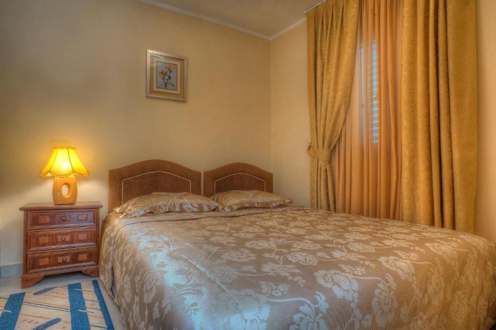 Apartments Vuksic Sveti Stefan Ruang foto