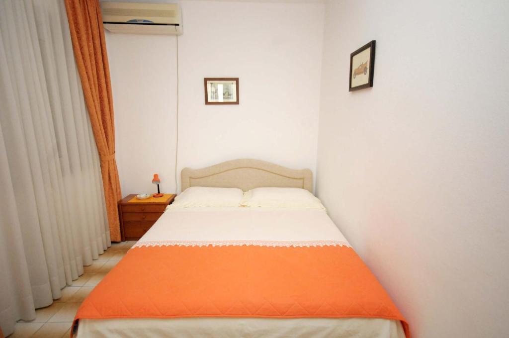 Apartments Vuksic Sveti Stefan Bagian luar foto